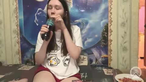 Pikachu pika online show from November 21, 2025, 7:01 pm