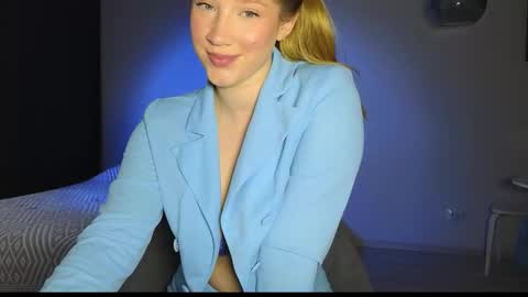 Snapshot of pink_rosee_ chatting on October 10, 2025, 3:38 am   online show from October 10, 2025, 3:38 am