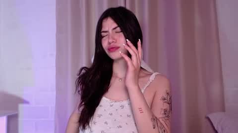 Snapshot of pinkarg chatting on January 5, 2025, 5:30 am - online show from January 5, 2025, 5:30 am