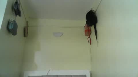 Pinkie online show from November 20, 2025, 1:11 pm