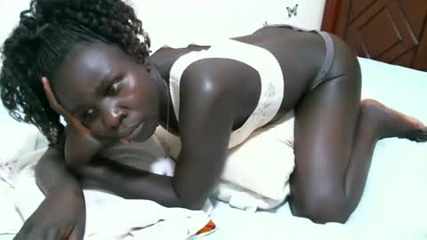 Snapshot of pinkiey_ chatting on November 1, 2025, 11:40 pm pinky online show from November 1, 2025, 11:40 pm