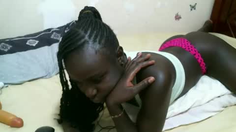 Snapshot of pinkiey_ chatting on November 16, 2025, 8:14 pm pinky online show from November 16, 2025, 8:14 pm