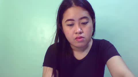 Snapshot of pinkish_shine chatting on February 12, 2025, 11:18 am Hi its me shine online show from February 12, 2025, 11:18 am