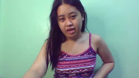 Snapshot of pinkish_shine chatting on February 22, 2025, 1:11 am Hi its me shine online show from February 22, 2025, 1:11 am