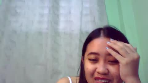 Snapshot of pinkish_shine chatting on March 8, 2025, 4:23 am Hi its me shine online show from March 8, 2025, 4:23 am
