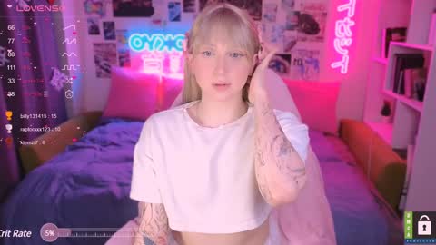 Snapshot of pinkvenom_ chatting on January 23, 2025, 7:18 pm pinkvenom_ online show from January 23, 2025, 7:18 pm