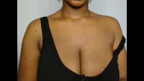 pinkxsugar online show from November 26, 2025, 10:22 pm