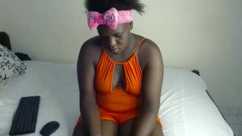 Snapshot of pinky_ebony1 chatting on November 14, 2025, 11:13 pm pinky online show from November 14, 2025, 11:13 pm