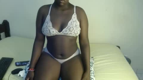 Snapshot of pinky_ebony1 chatting on November 19, 2025, 3:28 am pinky online show from November 19, 2025, 3:28 am