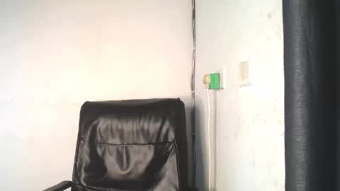 Snapshot of pinky_pussy68635 chatting on September 29, 2025, 8:08 am Arena online show from September 29, 2025, 8:08 am