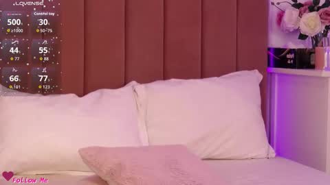 Snapshot of pinkyspark chatting on November 6, 2025, 7:48 pm Pinky online show from November 6, 2025, 7:48 pm