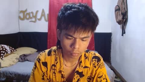 Snapshot of pinoymonstercock_xx chatting on January 1, 2025, 10:32 am WIN WIN JAY AR online show from January 1, 2025, 10:32 am