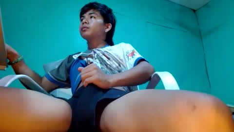 Snapshot of pinoymonstercock_xx chatting on September 18, 2025, 5:53 am WIN WIN JAY AR online show from September 18, 2025, 5:53 am