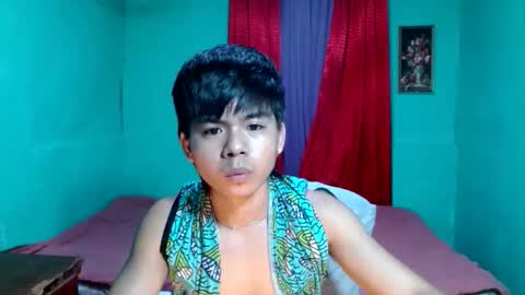 Snapshot of pinoymonstercock_xx chatting on September 22, 2025, 7:54 am WIN WIN JAY AR online show from September 22, 2025, 7:54 am