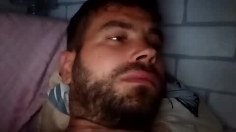 pinzarumarian70 online show from September 26, 2025, 8:02 pm