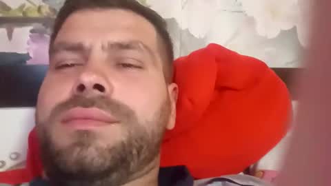 pinzarumarian70 online show from November 18, 2025, 7:07 pm