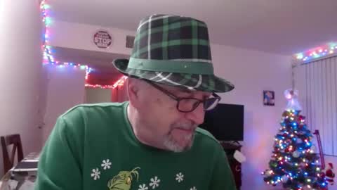 Snapshot of pipewizard chatting on December 23, 2024, 12:25 am pipewizard online show from December 23, 2024, 12:25 am