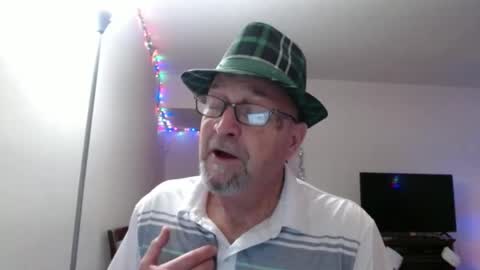 Snapshot of pipewizard chatting on December 29, 2024, 12:20 am pipewizard online show from December 29, 2024, 12:20 am