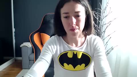 piscesgirl06 online show from December 19, 2024, 8:45 am