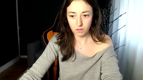 piscesgirl06 online show from February 3, 2025, 9:08 am