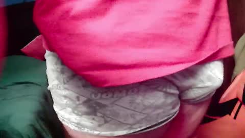 Snapshot of pisceslost chatting on October 31, 2025, 11:50 pm pisceslost online show from October 31, 2025, 11:50 pm