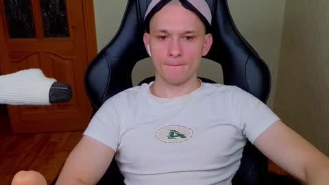 STRONGBEAUTY online show from December 31, 2024, 2:08 am