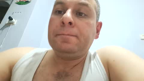 Snapshot of pixel53 chatting on January 1, 2025, 9:41 pm Gkay53 online show from January 1, 2025, 9:41 pm