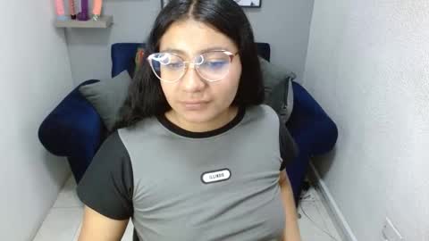 pixiefuckass69 online show from December 3, 2025, 12:14 pm