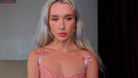 Emmy and Edward online show from September 8, 2025, 6:18 pm