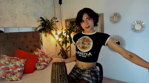 cris online show from January 30, 2025, 2:27 am