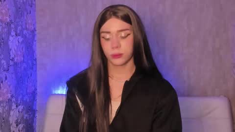 cris online show from December 5, 2025, 8:45 am