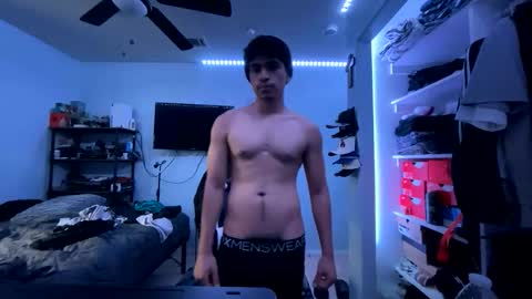 X X X online show from November 18, 2025, 7:18 pm