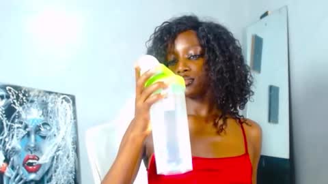 Snapshot of playboypetit chatting on January 12, 2025, 9:51 pm playboypetit online show from January 12, 2025, 9:51 pm