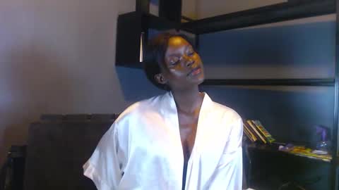 Snapshot of playboytit chatting on September 17, 2025, 6:26 am playboytit online show from September 17, 2025, 6:26 am