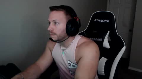 Snapshot of player2pawns chatting on October 29, 2025, 3:31 am Player online show from October 29, 2025, 3:31 am