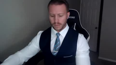 Snapshot of player2pawns chatting on December 3, 2025, 4:53 am Player online show from December 3, 2025, 4:53 am