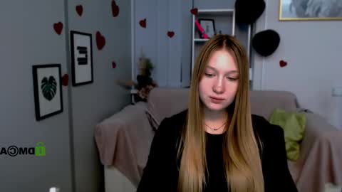 Snapshot of playful_sophie chatting on February 23, 2025, 6:45 pm Sophie online show from February 23, 2025, 6:45 pm