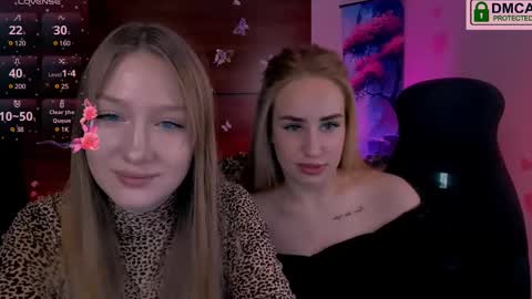 Snapshot of playful_sophie chatting on February 26, 2025, 8:33 pm Sophie online show from February 26, 2025, 8:33 pm