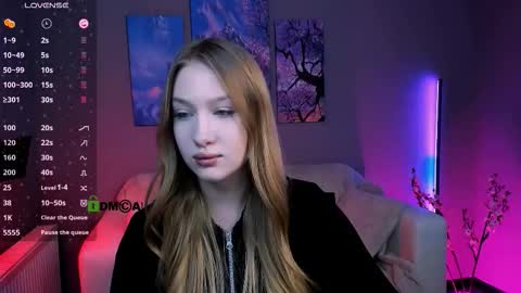 Snapshot of playful_sophie chatting on October 10, 2025, 10:31 pm Sophie online show from October 10, 2025, 10:31 pm