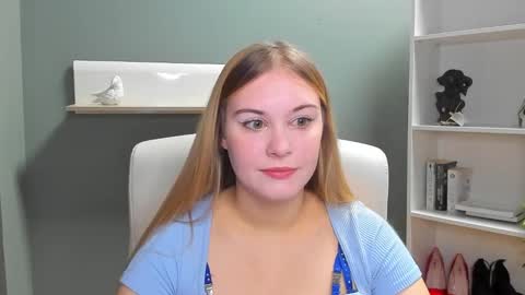 Snapshot of playgirl_valeria chatting on January 6, 2025, 7:42 am Valeria online show from January 6, 2025, 7:42 am