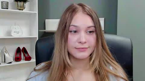 Snapshot of playgirl_valeria chatting on October 5, 2025, 1:42 pm Valeria online show from October 5, 2025, 1:42 pm