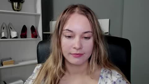 Snapshot of playgirl_valeria chatting on December 3, 2025, 9:57 pm Valeria online show from December 3, 2025, 9:57 pm