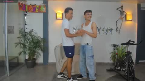 Snapshot of playhardsex chatting on October 19, 2025, 11:16 pm online show from October 19, 2025, 11:16 pm