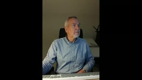 Snapshot of pleasedominateme chatting on January 15, 2025, 5:26 pm Pleasedominateme online show from January 15, 2025, 5:26 pm