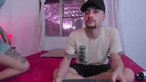 JUAN AND JULI online show from February 22, 2025, 8:53 pm