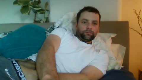 pleasurebayy online show from November 19, 2025, 3:45 pm