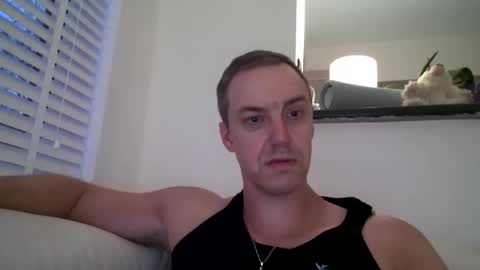 Snapshot of ploki2000 chatting on December 14, 2025, 3:50 pm Kevin online show from December 14, 2025, 3:50 pm