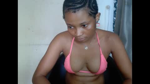 Snapshot of plumnjuicyx chatting on February 12, 2025, 9:10 am plumnjuicyx online show from February 12, 2025, 9:10 am