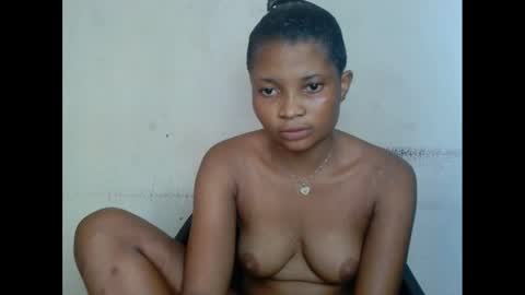 Snapshot of plumnjuicyx chatting on February 16, 2025, 4:10 pm plumnjuicyx online show from February 16, 2025, 4:10 pm