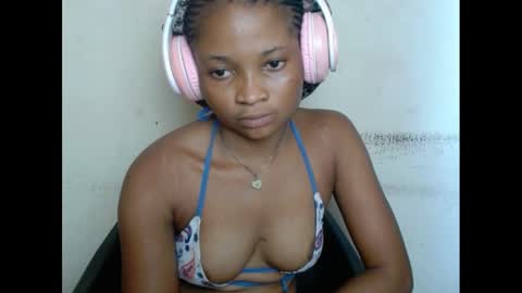 Snapshot of plumnjuicyx chatting on February 25, 2025, 12:24 pm plumnjuicyx online show from February 25, 2025, 12:24 pm